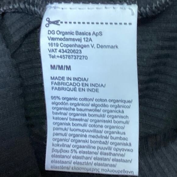 NEW Organicbasics Women's Black Sleeveless Square Neck Blouse Tank Top Sz M - Picture 4 of 4